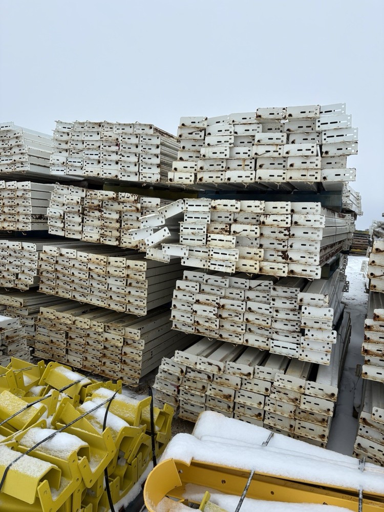 Tear Drop Pallet Racking Beams And Wire Decks