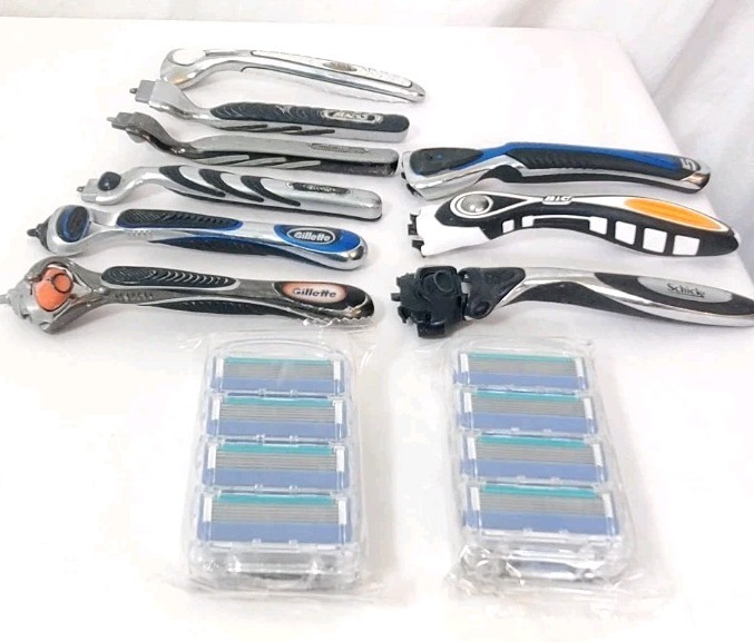 Gillette Proglide Handle / 8 Blades And More / READ AD