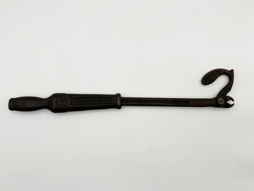 Antique Union Hardware Co. Cyclops Cast Iron Nail Puller