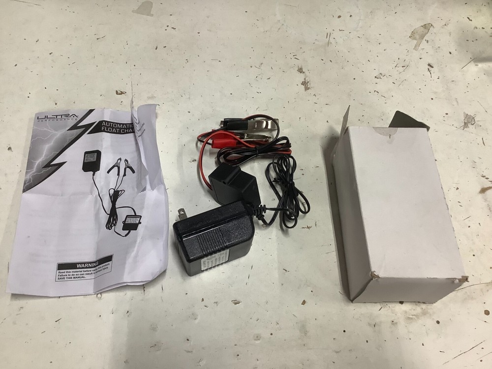 ULTRA PERFORMANCE AUTOMATIC BATTERY FLOAT CHARGER 35000