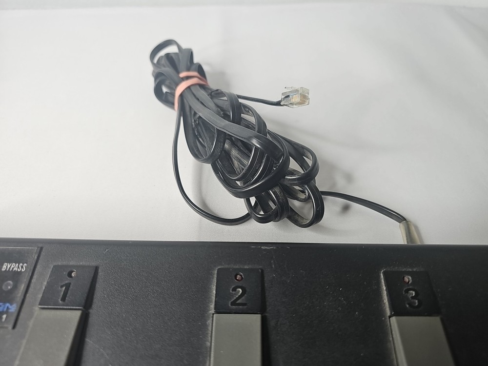 Zoom FC01 Remote Foot Controller 4 Button MIDI Controller w/ Bank Button