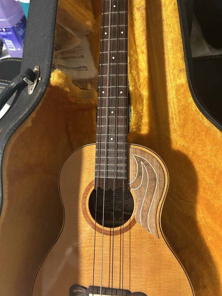 Len Young Lenor Ukulele from 1986