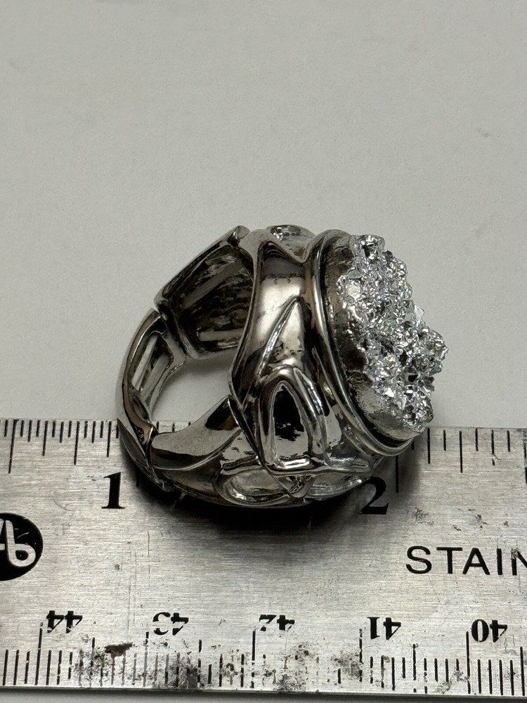 CHUNKY Silver Acrylic Cocktail RING Stretch Silver Tone With Lg