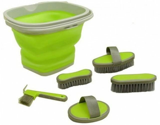 Tail Tamer Grooming Kit with Collapsible Bucket