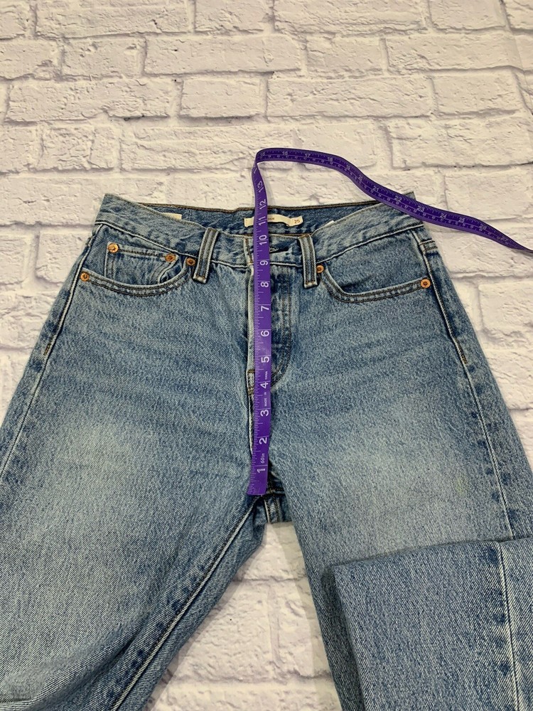 Levis Wedgie Jeans High Rise 25