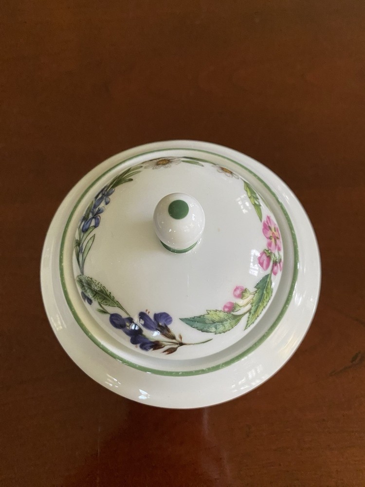 Royal Worcestershire Herbs Covered Sugar Bowl