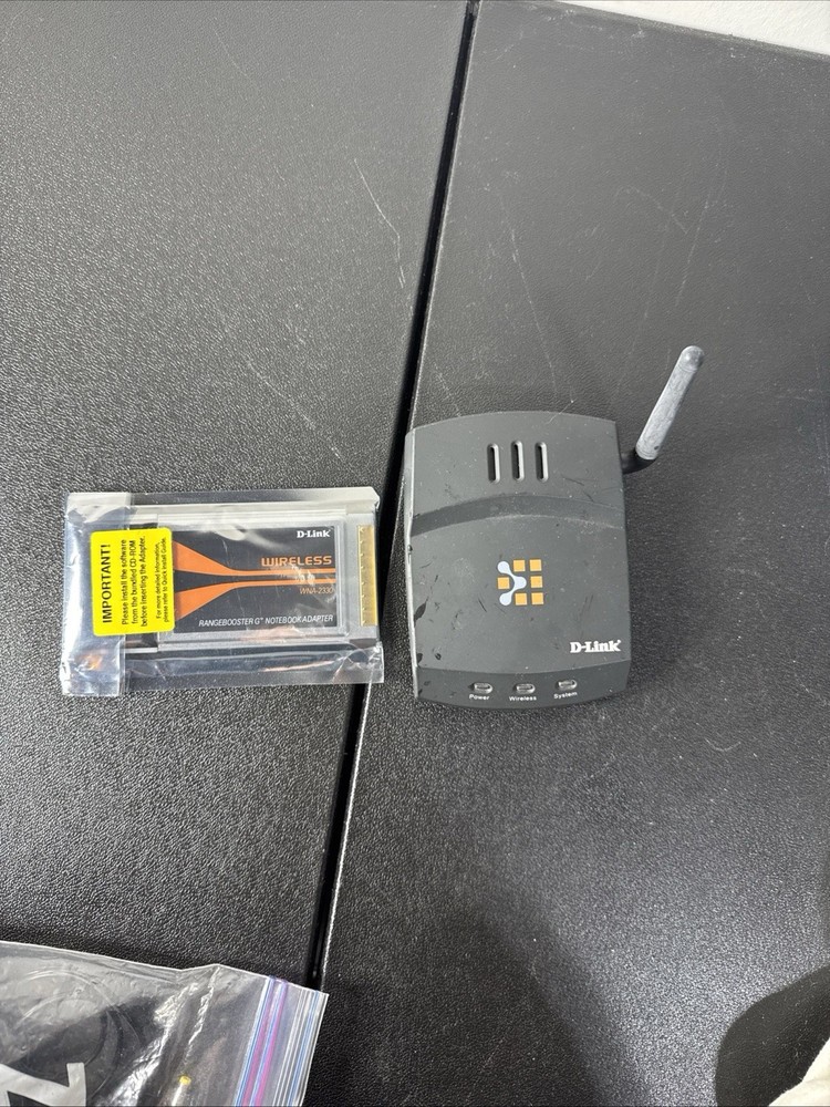 D-Link WNA-2330 Wireless RangeBooster G Notebook Adapter + Power Supply