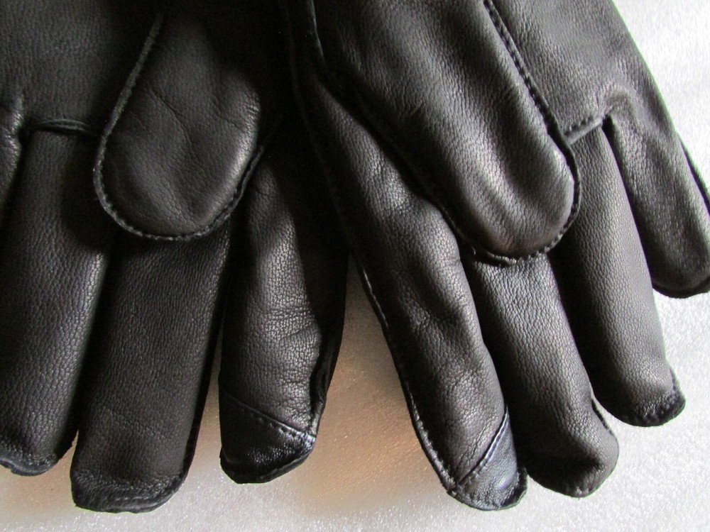 UGG Gloves Tech Smart Casual Leather Black Medium New $95