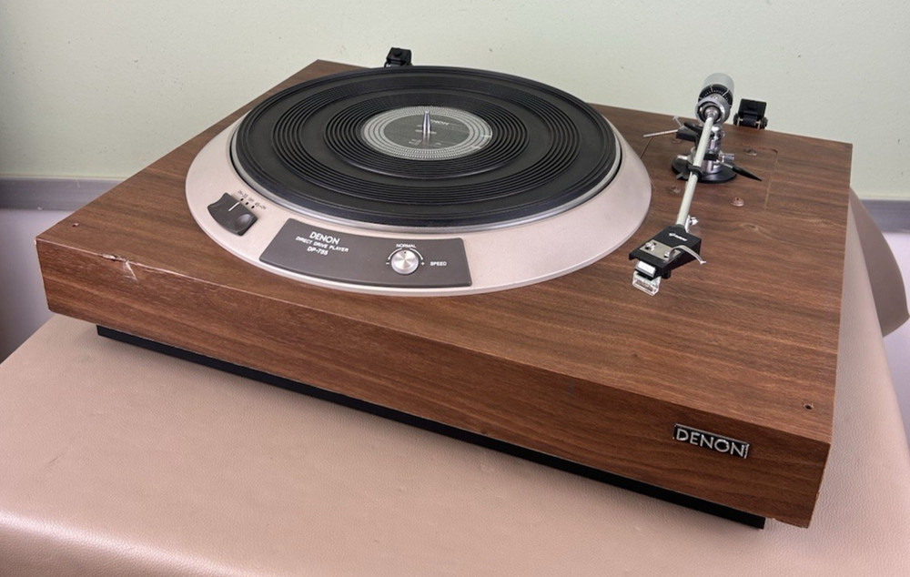 DENON DP-755 STEREO TURNTABLE