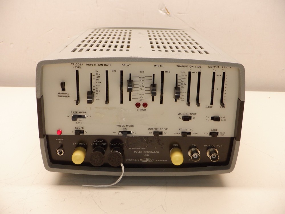 SYSTRON DONNER 101D PULSE GENERATOR