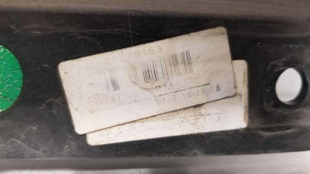 18 GMC YUKON 5.3L AIR SHUTTER