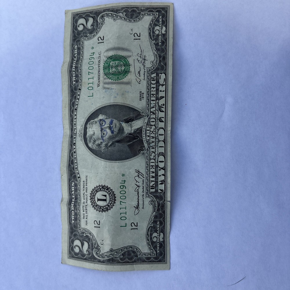 Error Star 1976 Two Dollar Note, Miscut/Misaligned. One of a kind $2 Error Star.