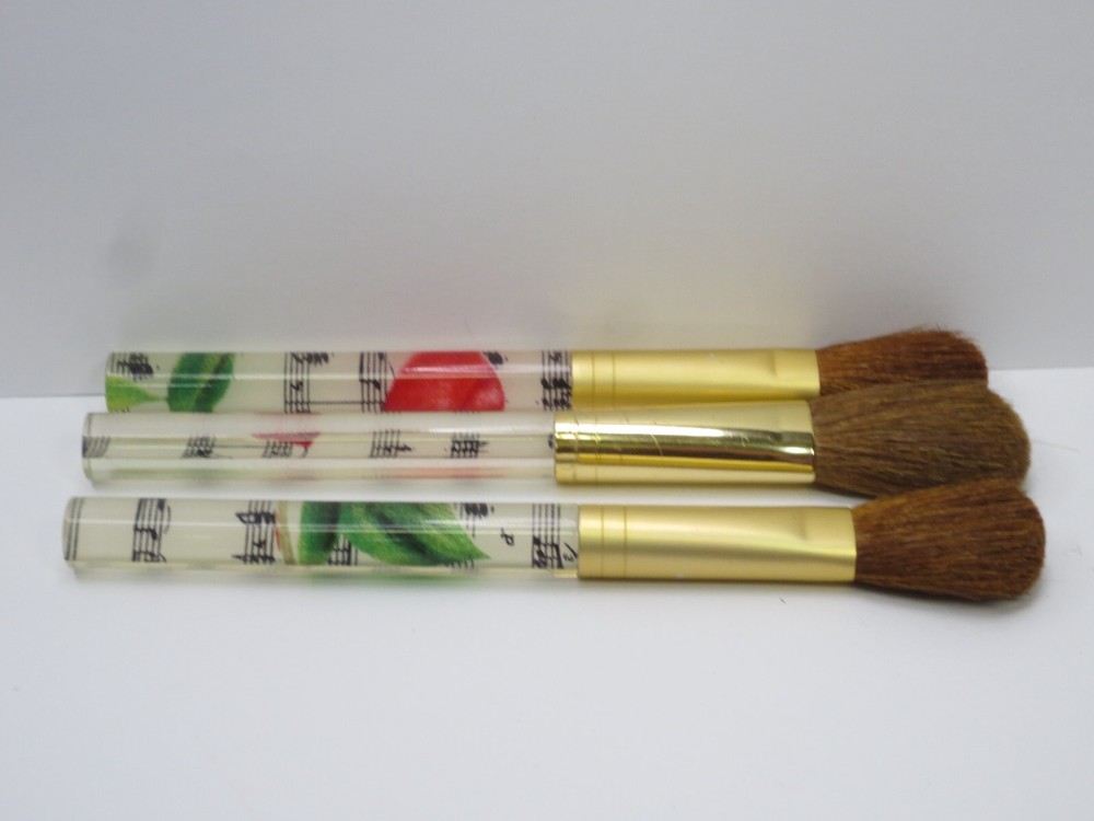 ASSORTED MUSICAL NOTE DESIGN FACE BRUSHES (LOT OF 3)