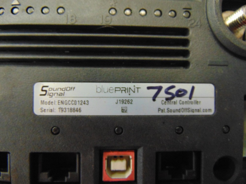 SOUND OFF SIGNAL MODEL ENGC01243 CENTRAL CONTROLLER #7501