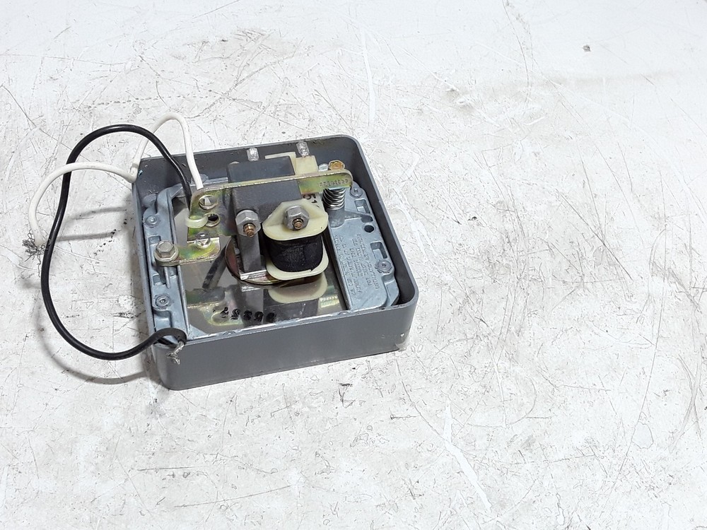 Federal Vibratone Horn Model 350