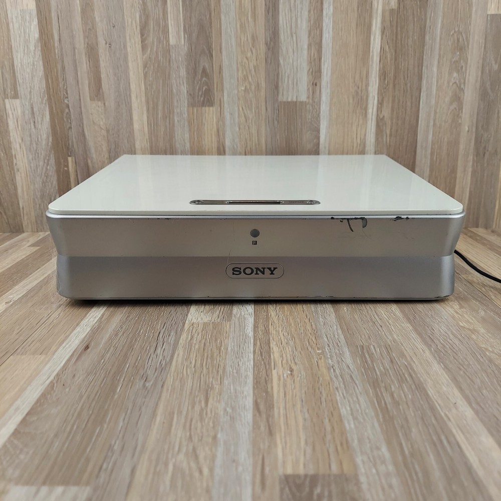 Vintage Sony Data Projector Model No VPL-CS5 ~ White