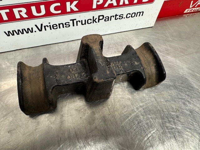 PETERBILT 03-08712 SADDLE-U BOLT LOW AIR LEAF