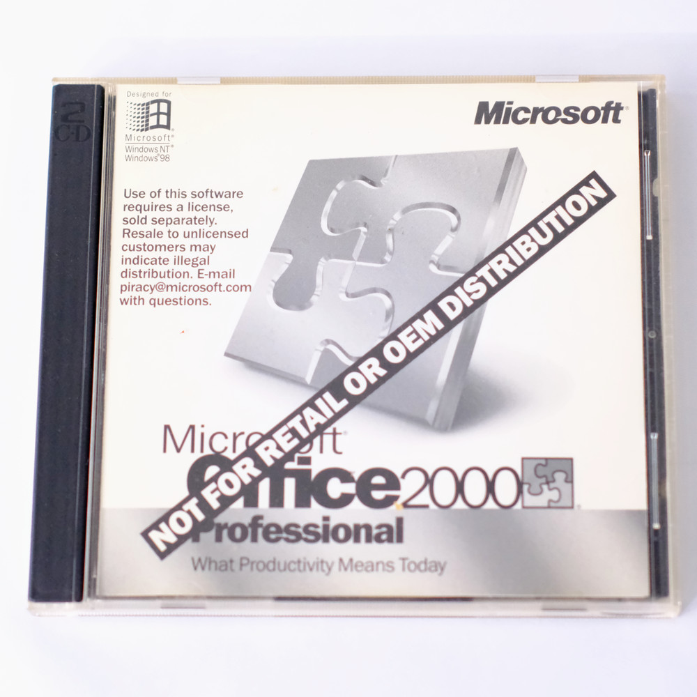Microsoft Office 2000 Pro Student Edition 2 CD Set w Product Key Windows 98