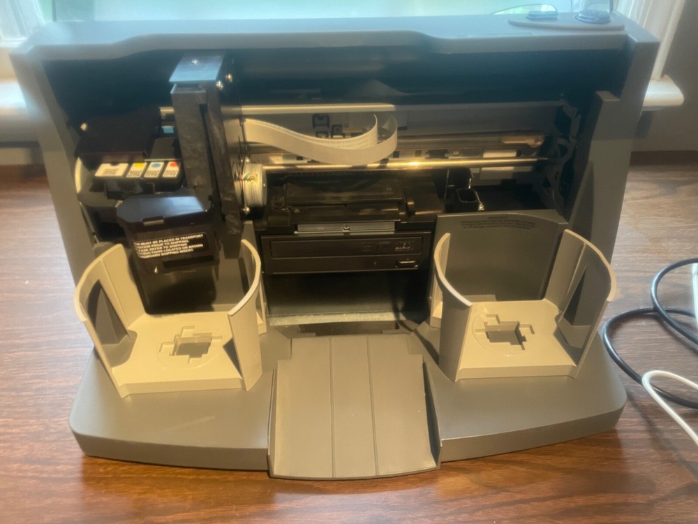 Primera Bravo 4051 Disc Duplicator Publisher