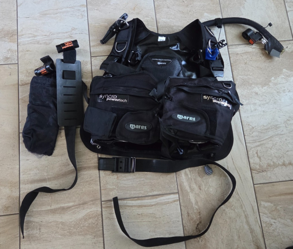 Mares Syncro BCD