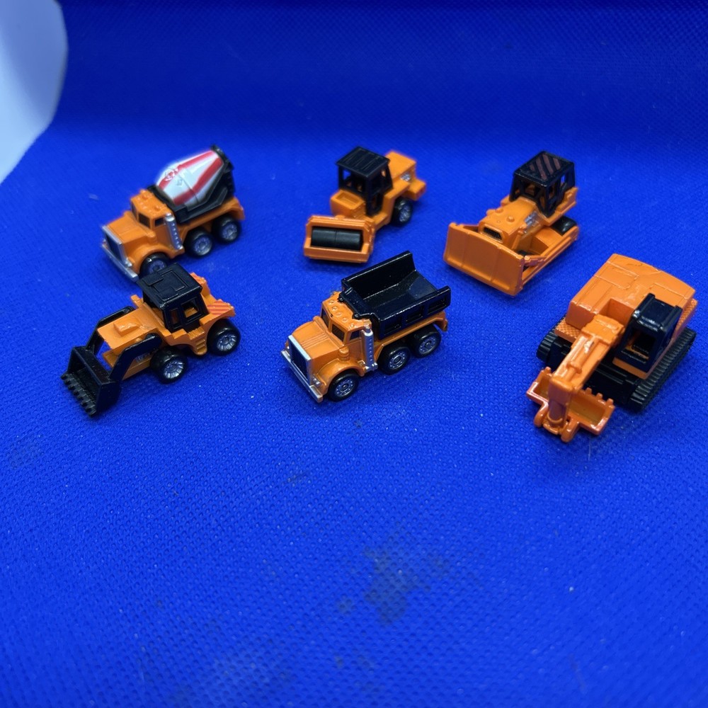 Micro Machines Construction Lot - Bulldozer Cement Tow Roller Excavator Loader