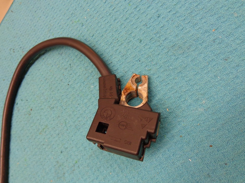 BMW M5 13 14 15 16 - IBS NEGATIVE BATTERY SENSOR CABLE