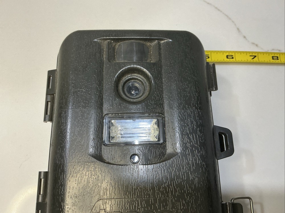 Tasco Digital Trail Camera Model# 119223C Read Description