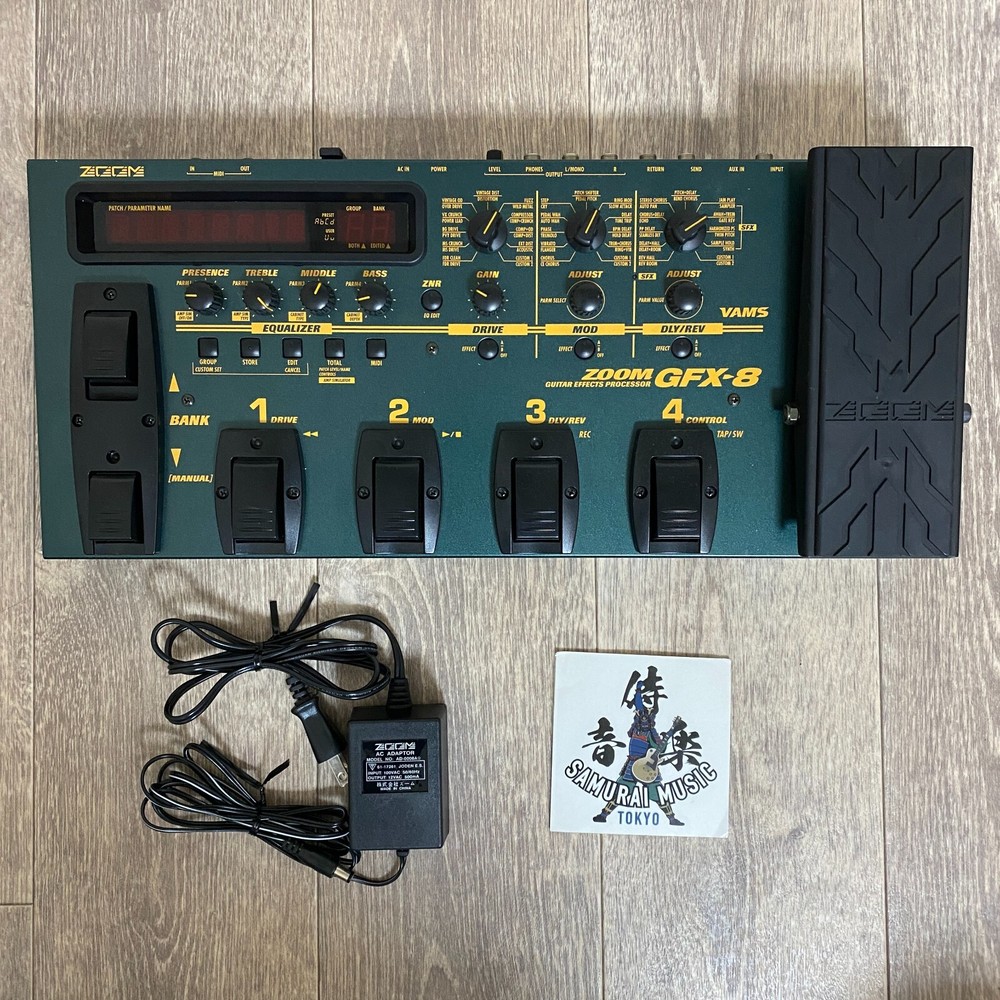 ZOOM GFX-8 Multi-Effector Multi-Effects Processor Used Shipping From Japan