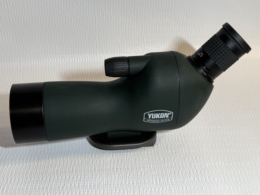 YUKON Firefall Series 12-36x50mm AE Spotting Scope - Complete - Nice