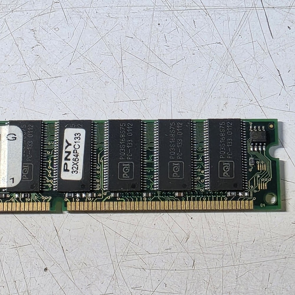 PNY 256MB SDRAM PC133 168-Pin DIMM Desktop Memory Module