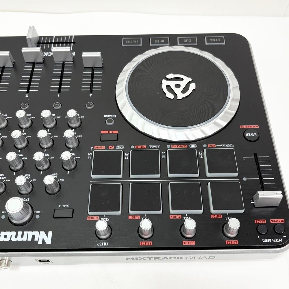 Numark MIXTRACK QUAD DJ Controller with USB Cable and Original Box Excellent