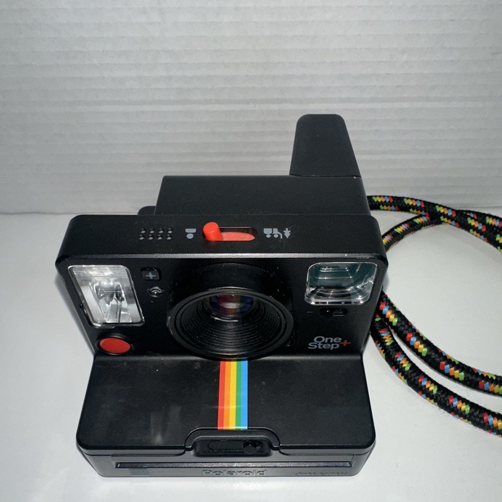 Polaroid I Type Camera One Step + (comes With Strap) —-f8
