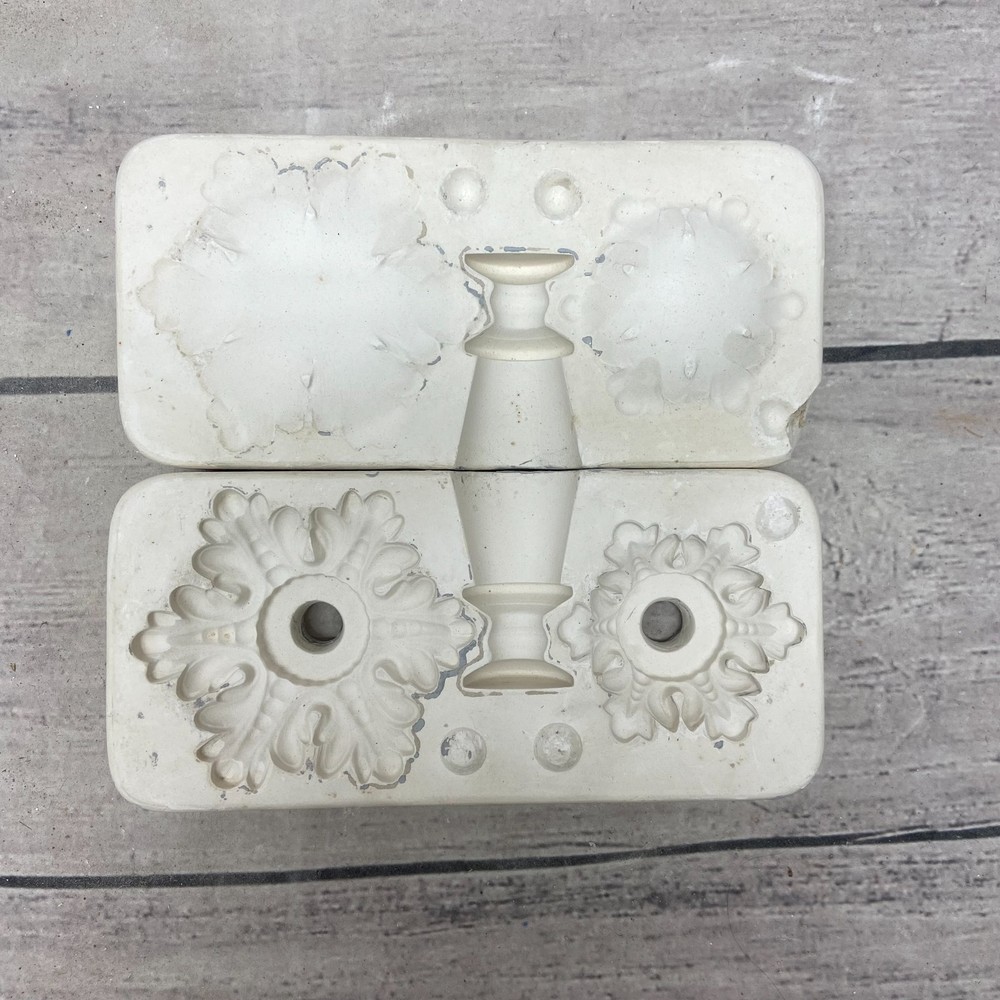 Duncan Ceramic Casting Mold Stands For Egg #1044-A