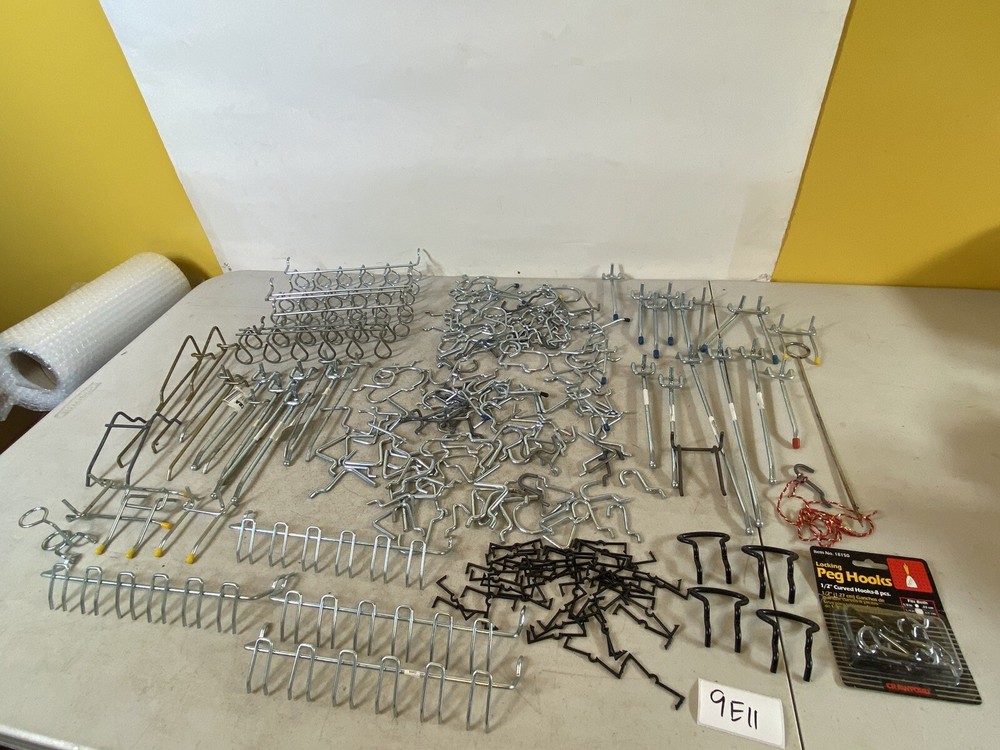 HUGE Peg Board Wall Hooks Shop Retail Display rack Lot 9E11