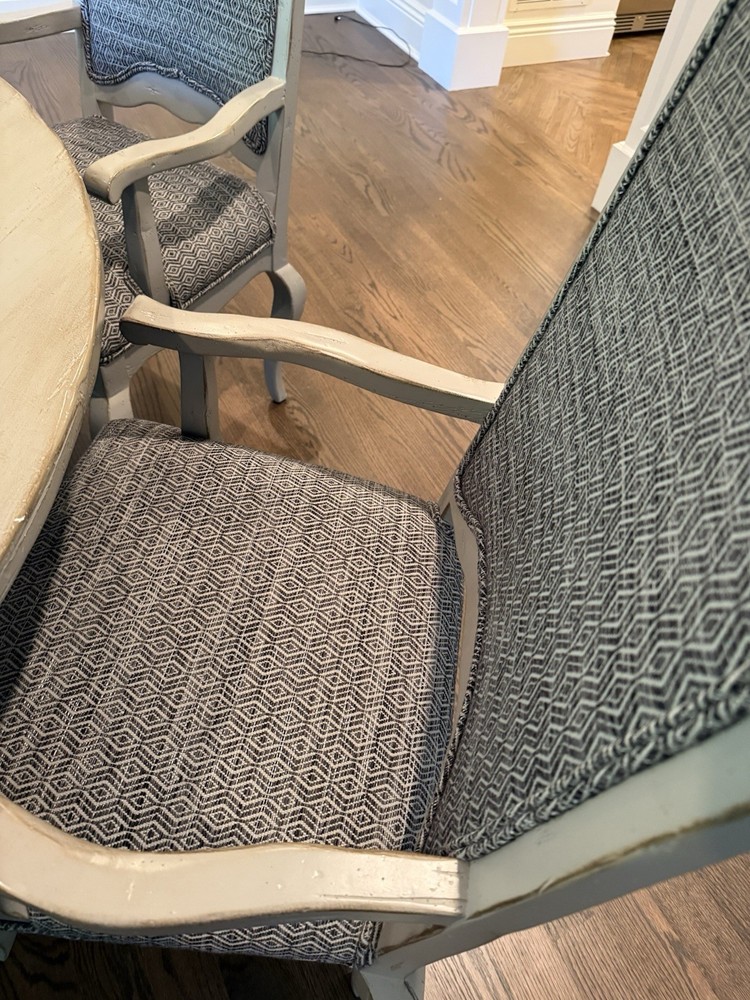 Kitchen Table And Chairs