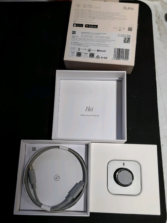 Oura Ring 4 Smart Ring Activity Tracker Size 12 (JZ90-54144-12) Black (OPEN BOX)