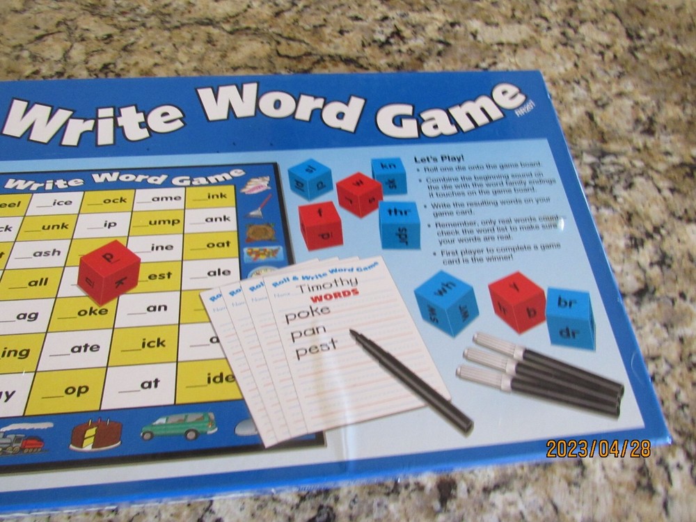 Lakeshore Learning- Roll & Write Word Game-Jumbo Dice-Word Building-2000