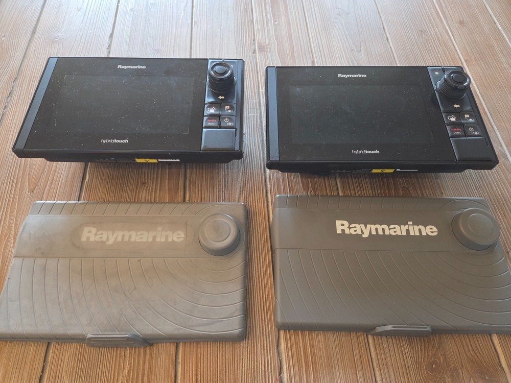 Raymarine Hybrid Touch ES Chart Plotters 7"