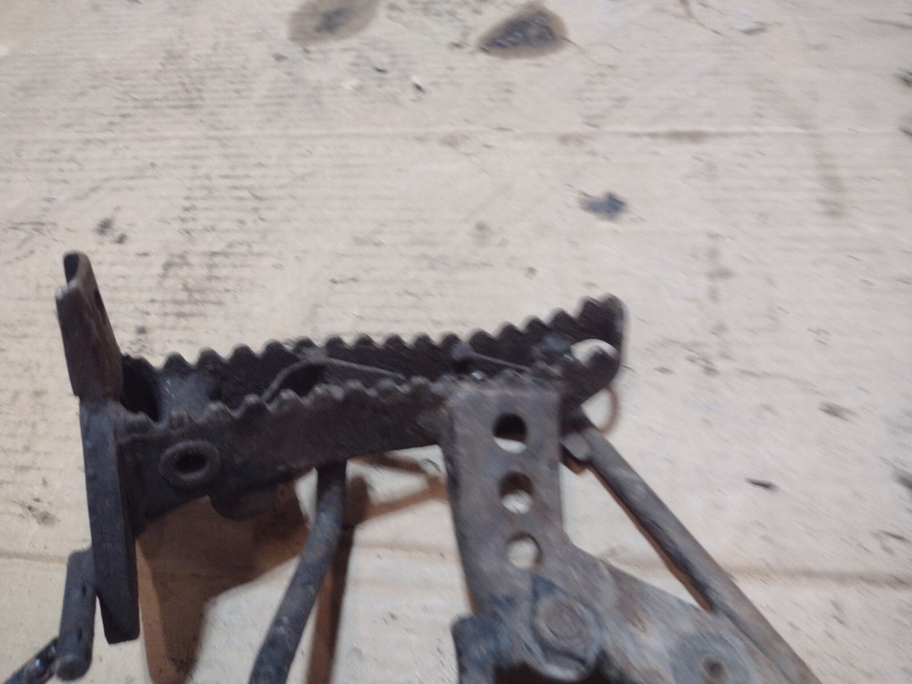 1992 Suzuki quad runner lt160 foot rests
