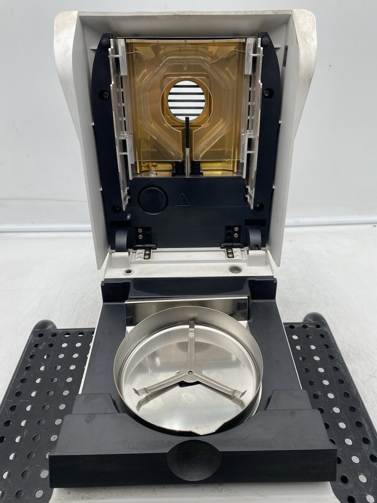Mettler Toledo HB43 Halogen Moisture Analyzer