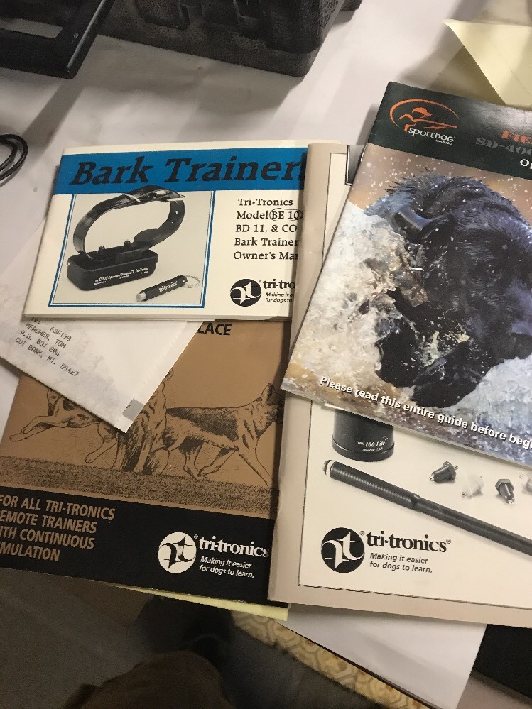 Tri-Tronics 100 Lite remote dor training system w/ bark trainer, case, charger++