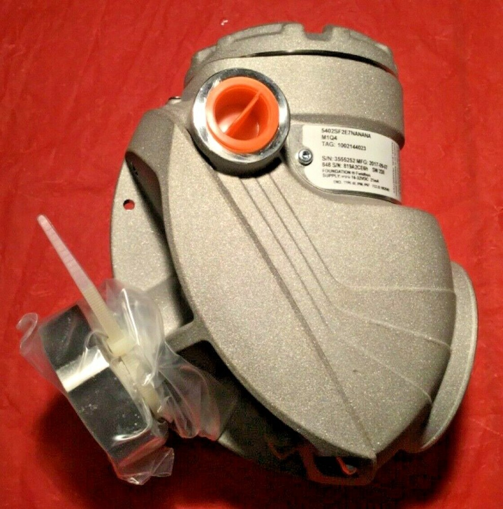 ROSEMOUNT / EMERSON 5402 Level Transmitter (5402SF2E7NANANAM1Q4)