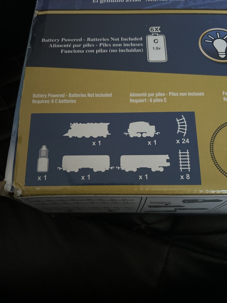 Lionel Trains Polar Express Blue Tooth 37pc Train Set