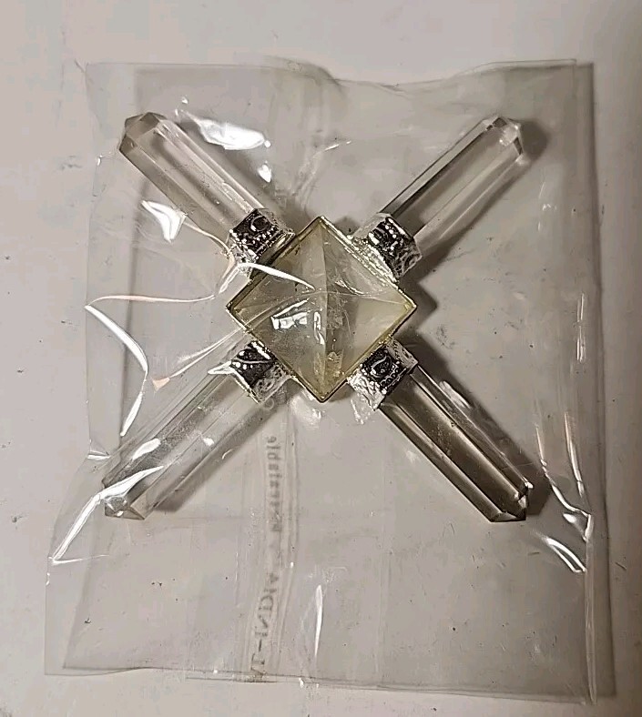 Crystal Quartz Pyramid Energy Generator With 4 Quartz Terminations