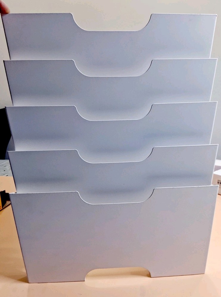 🤩 IKEA KVISSLE White Wall Magazine Rack Look
