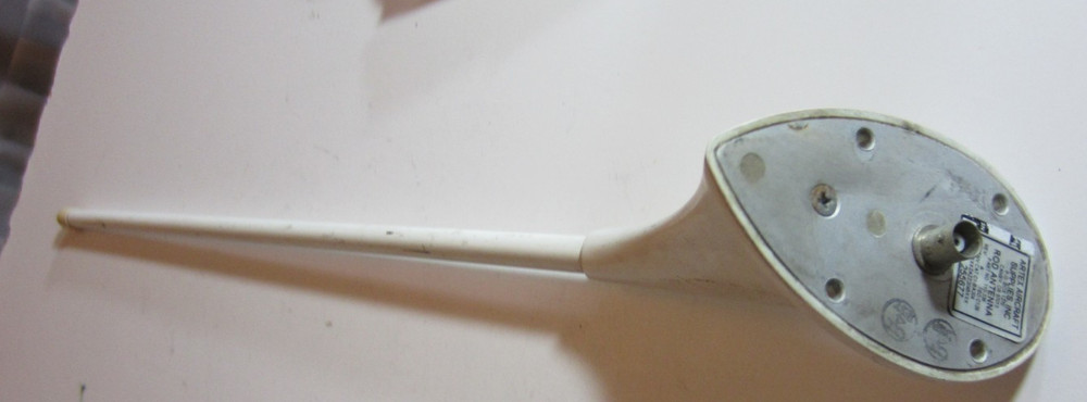 ARTEX ROD ANTENNA 110-338 AS REMOVED