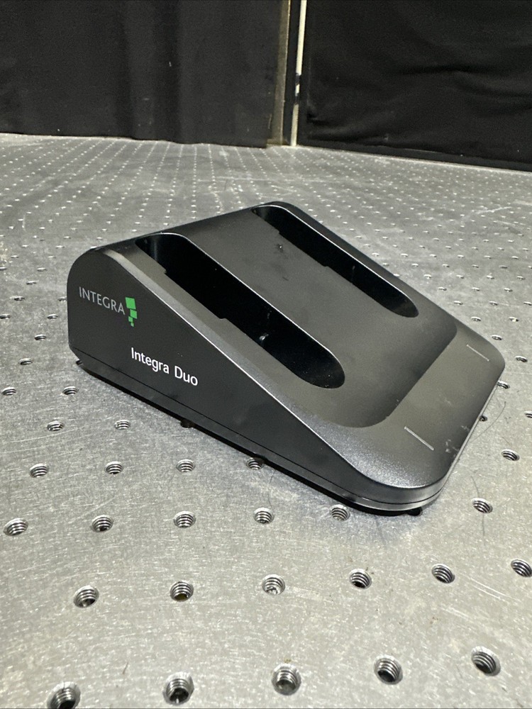 Integra 90624 Dual Bay Battery Charger