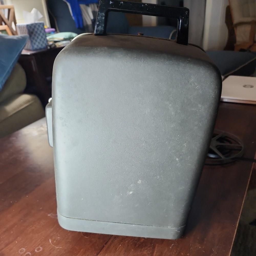 Bell & Howell 346A Super 8 AutoLoad Projector Motor Engages Needs Service