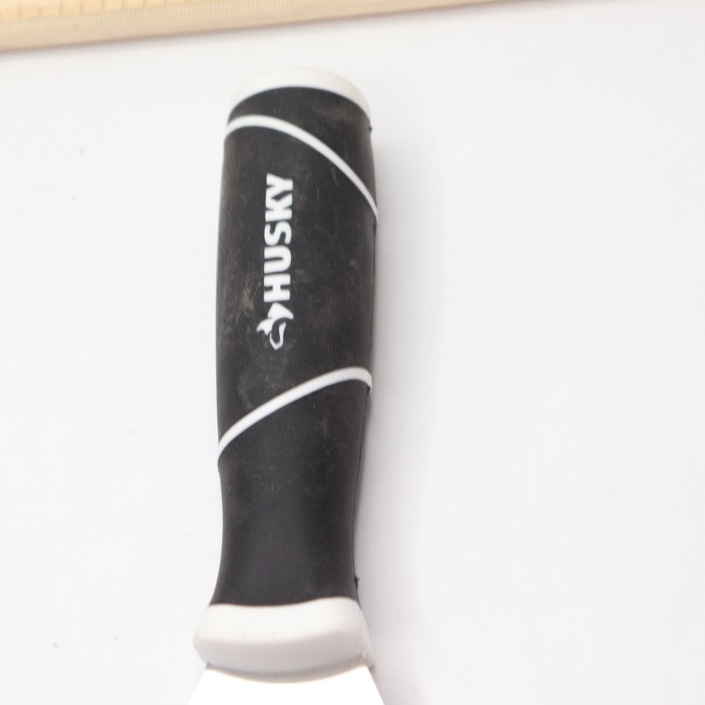 Husky Extendable Bent Scraper 3" 1004567484