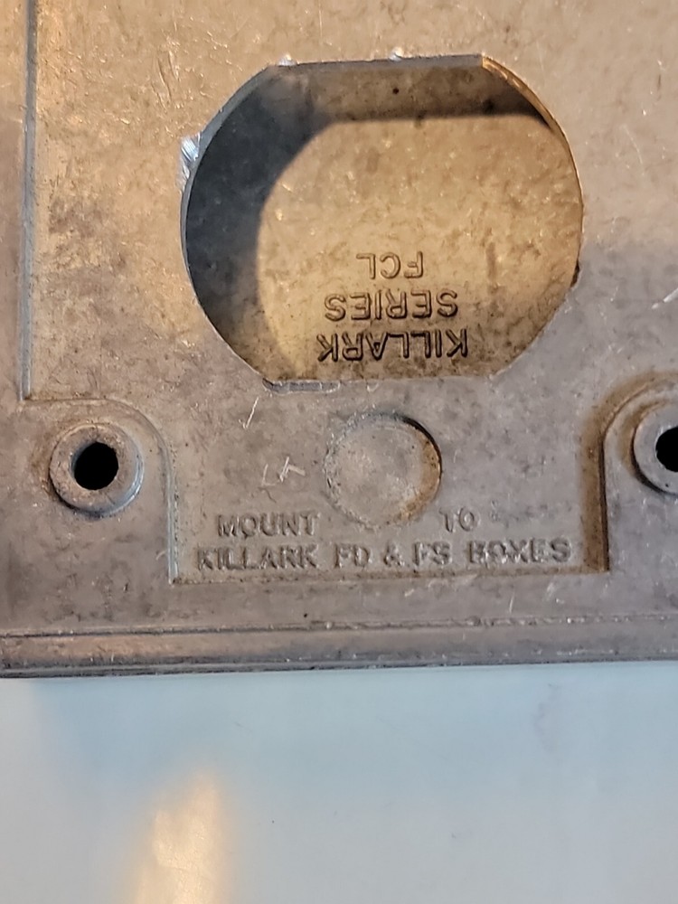 Killark Series FCL FD & FS Spring Hinged Box D-11904A. HTF